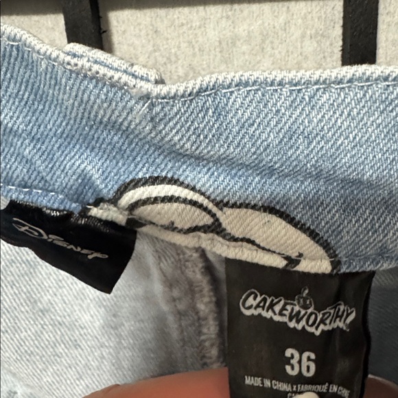 Cakeworthy Disney Minnie Mouse printed denim jeans size 36 - Picture 9 of 10